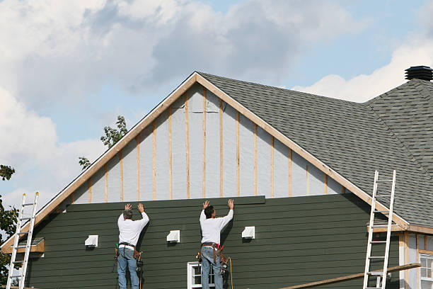 Professional Vinyl Siding technician working in Mount Airy, NC