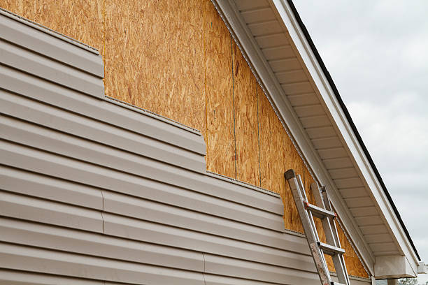 24/7 Emergency Vinyl Siding experts in Mount Airy, NC